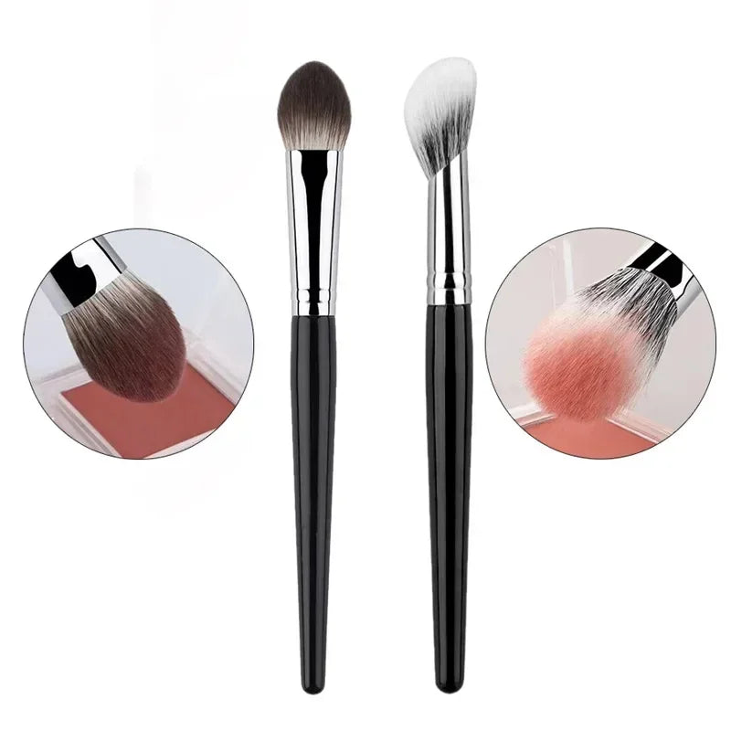 1/2PCS Peach Heart Blusher Brush – Pieni tasainen harja jauheelle, kermalle ja nestemäiselle blushille