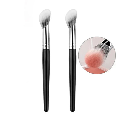1/2PCS Peach Heart Blusher Brush – Pieni tasainen harja jauheelle, kermalle ja nestemäiselle blushille